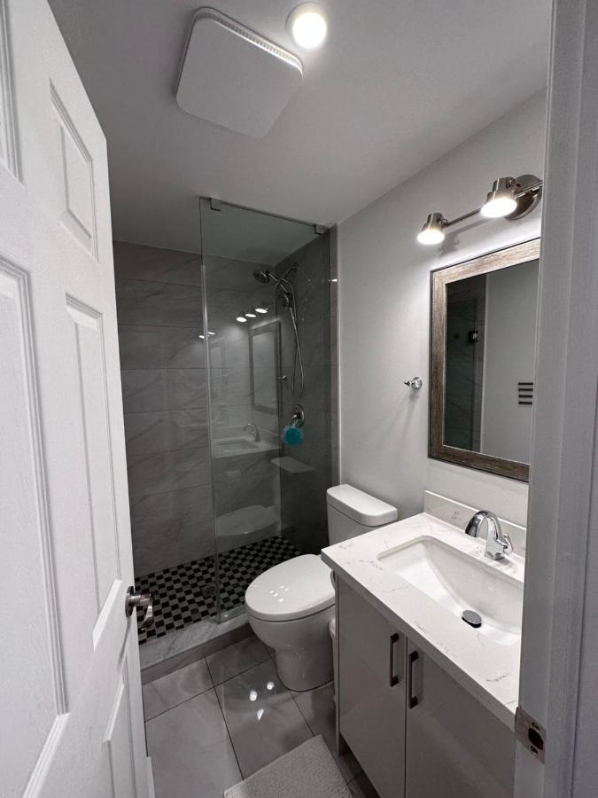 Toronto Great Located Apartman Kültér fotó